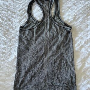 Lululemon Workout tank